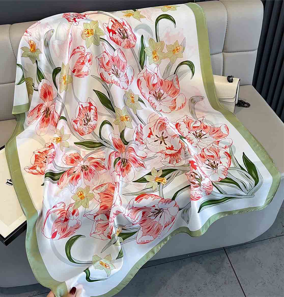 xyueanlo SR-071 Satin Royale Scarf - View 1